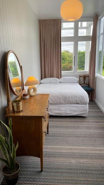 Мотель The Clive Hideaway Экстерьер фото