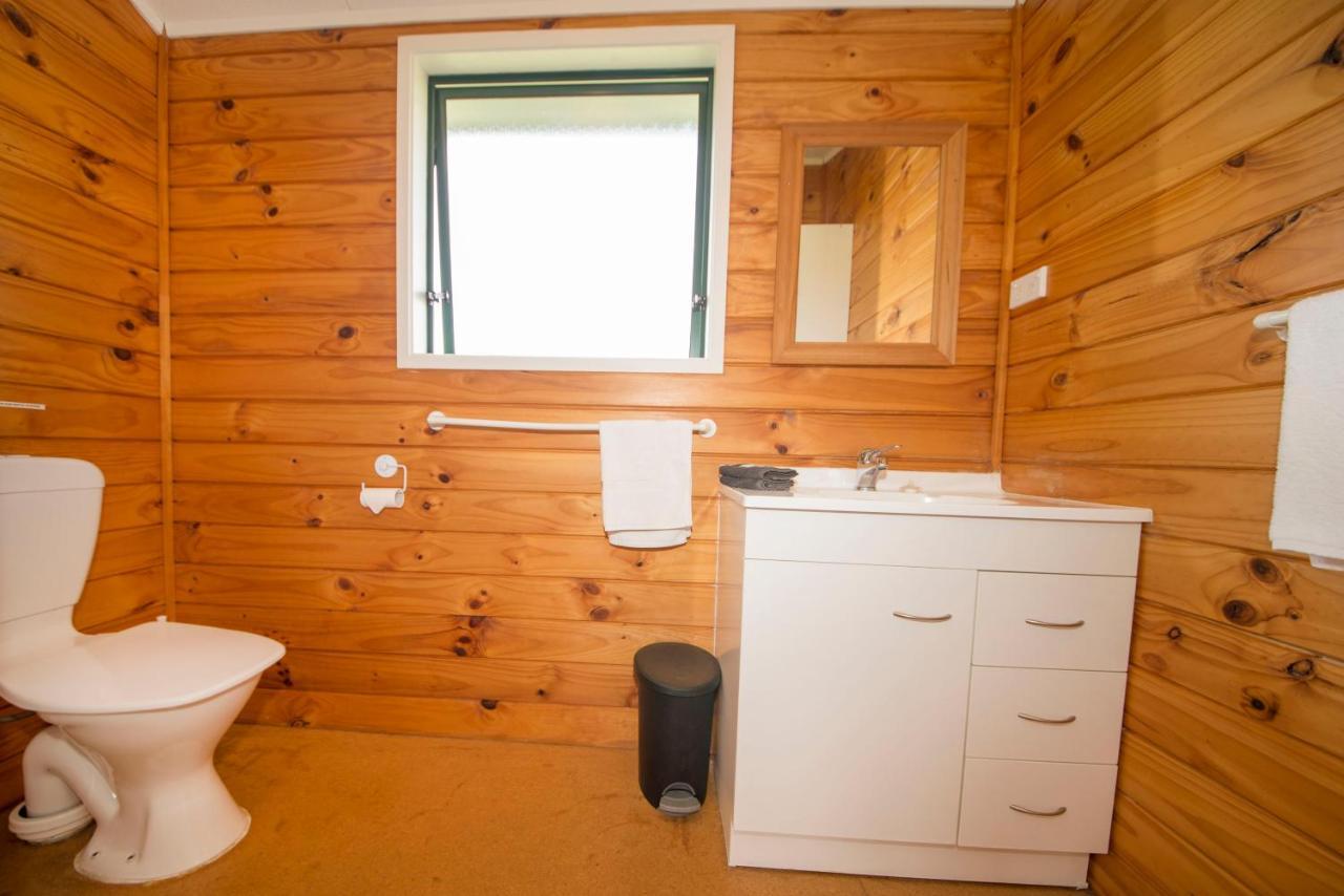 Мотель The Clive Hideaway Экстерьер фото