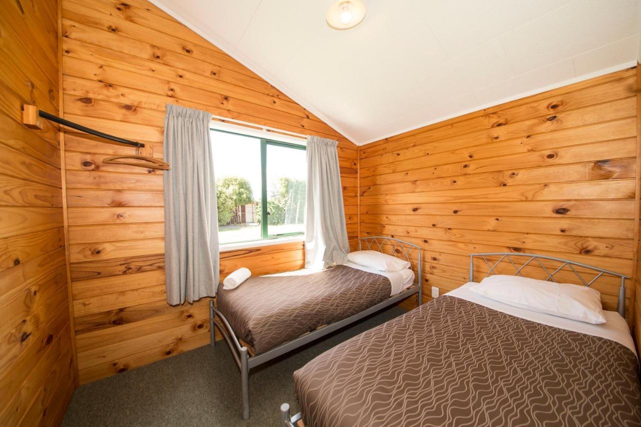 Мотель The Clive Hideaway Экстерьер фото